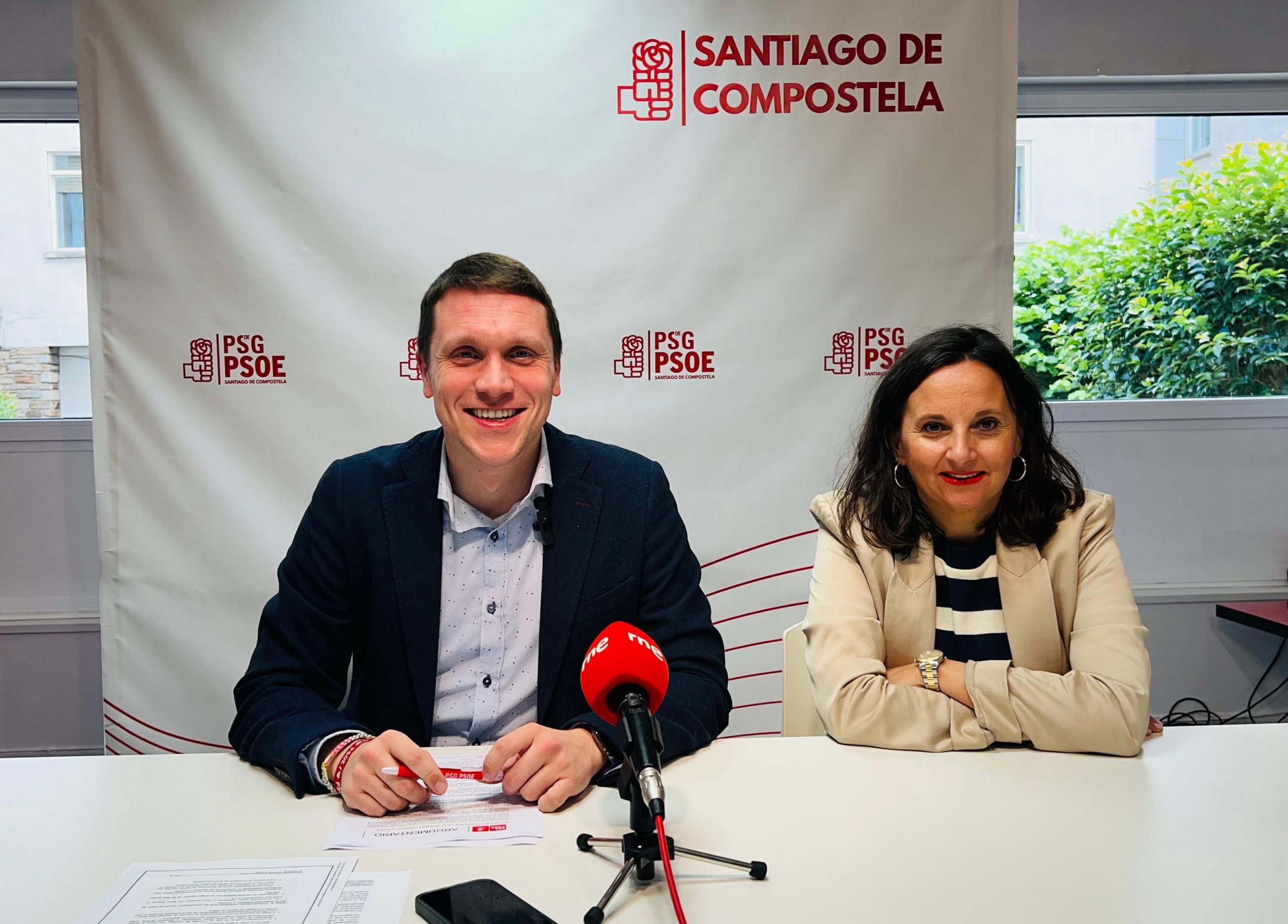 Os socialistas de Santiago esixen ao goberno municipal «que realice todos os trámites precisos» para pedirlle á Xunta a declaración da cidade como zona de mercado residencial tensionado