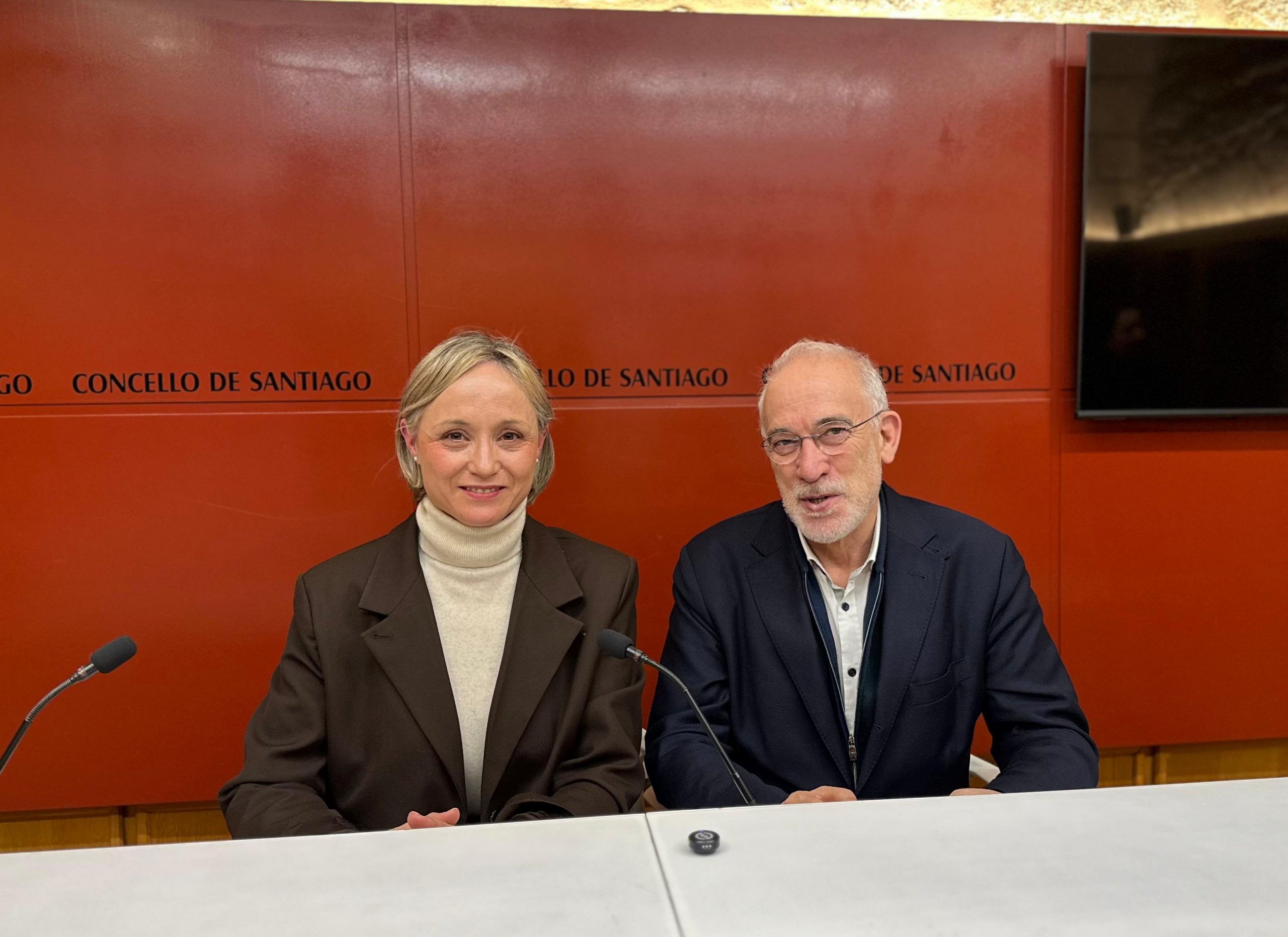 O PSdeG leva ao pleno o conflito pola antena de Aríns e pide á señora Sanmartín negociación inmediata